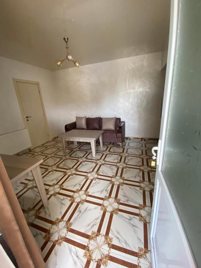 Kochalidze Family Apartment Batumi Exterior photo