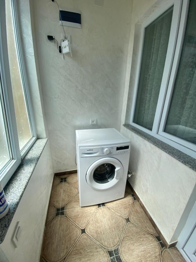 Kochalidze Family Apartment Batumi Exterior photo
