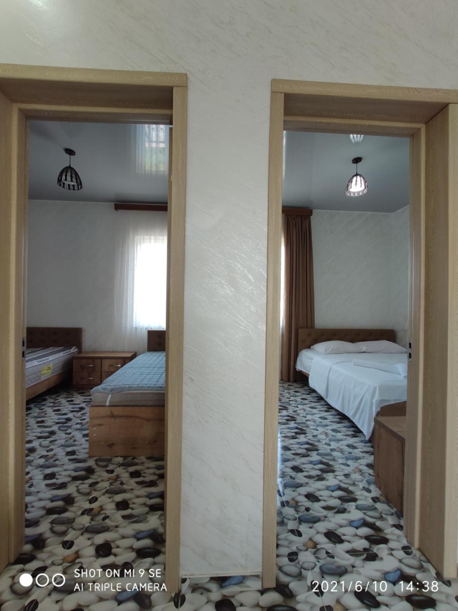 Kochalidze Family Apartment Batumi Room photo